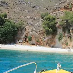 Villa Stunning Tranquil With Private Pool *