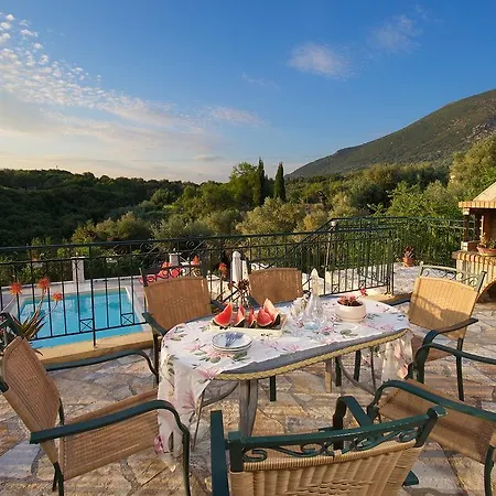 Villa Stunning Tranquil Villa With Private Pool *