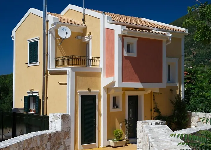Stunning Tranquil With Private Pool *