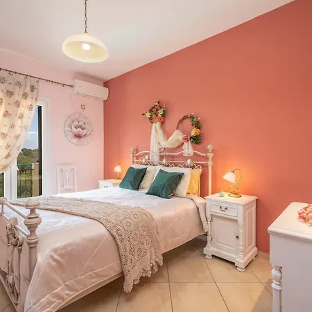 Villa Stunning Tranquil Villa With Private Pool *