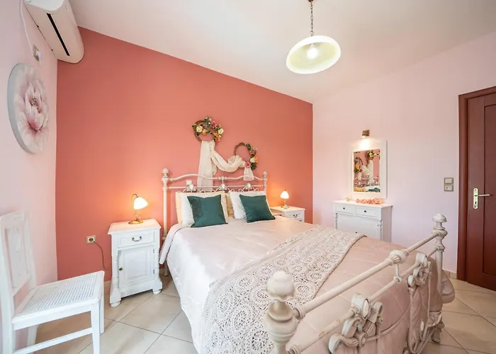 Stunning Tranquil Villa With Private Pool Сами