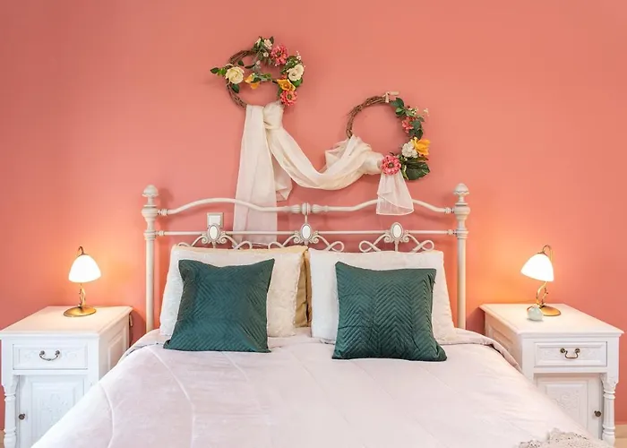 Stunning Tranquil Villa With Private Pool *