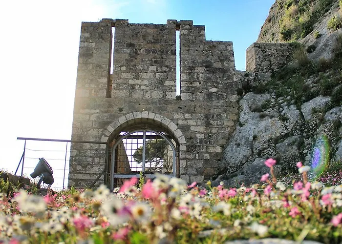 Villa Stunning Tranquil With Private Pool *