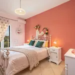 Villa Stunning Tranquil With Private Pool *