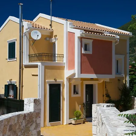 Stunning Tranquil With Private Pool *